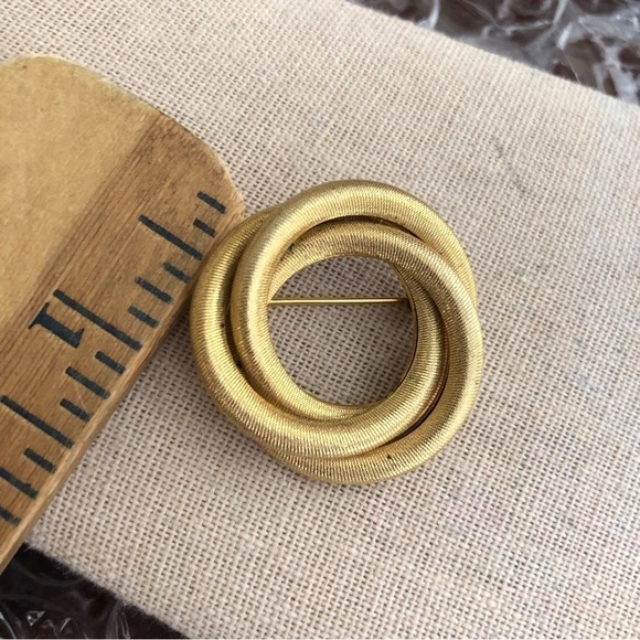 Vintage Signed Sarah Cov Brooch - Picture 3 of 3